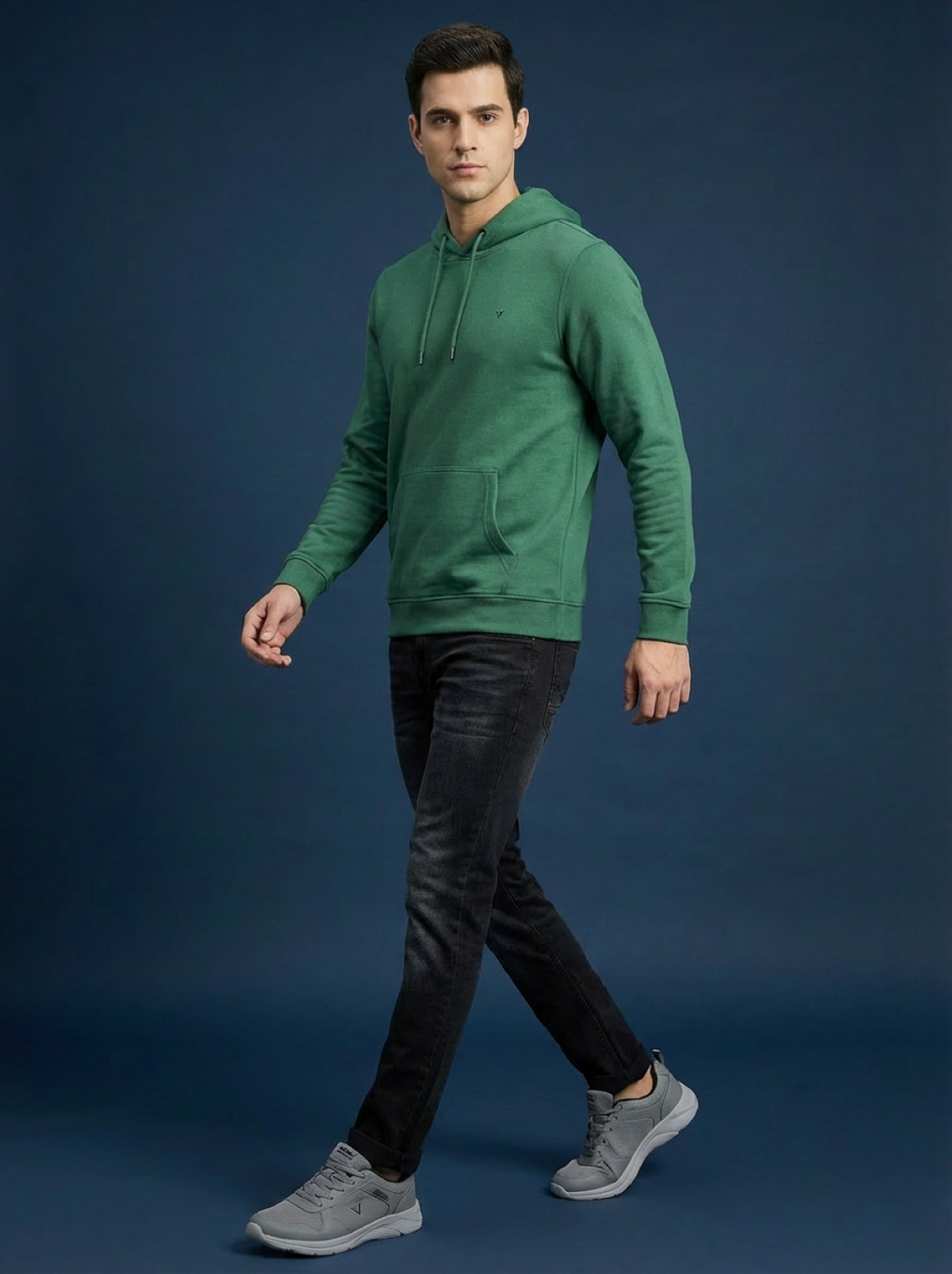 Van Heusen Man Hoodie Green
